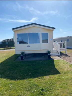 Cozy’s caravan hire
